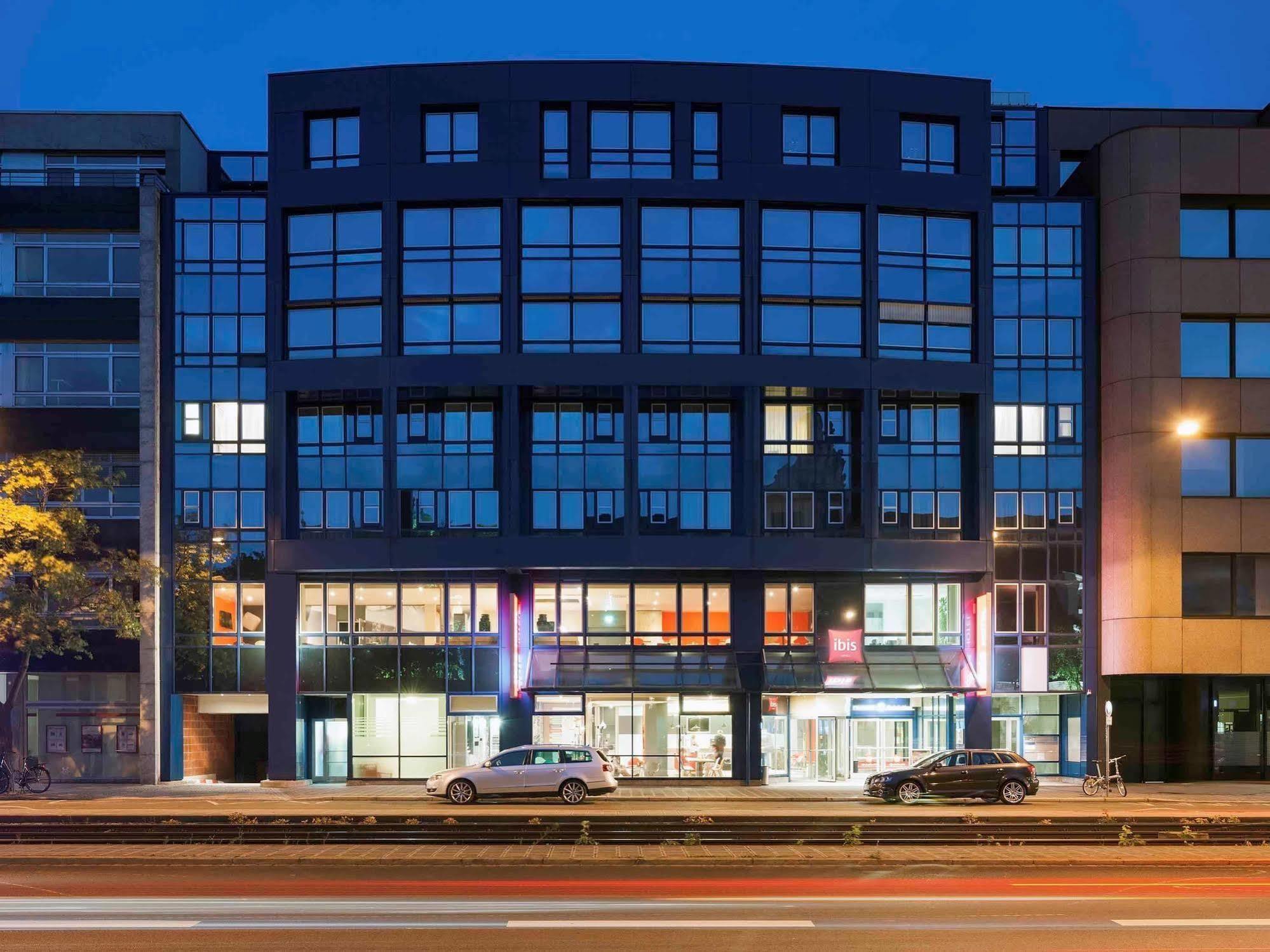 Ibis Hauptbahnhof 2* Nuremberg